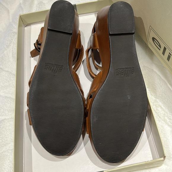Brand New Elite by Walking Cradles Flex Wedge leather sandal.  Size 6 1/2 - Picture 3 of 8